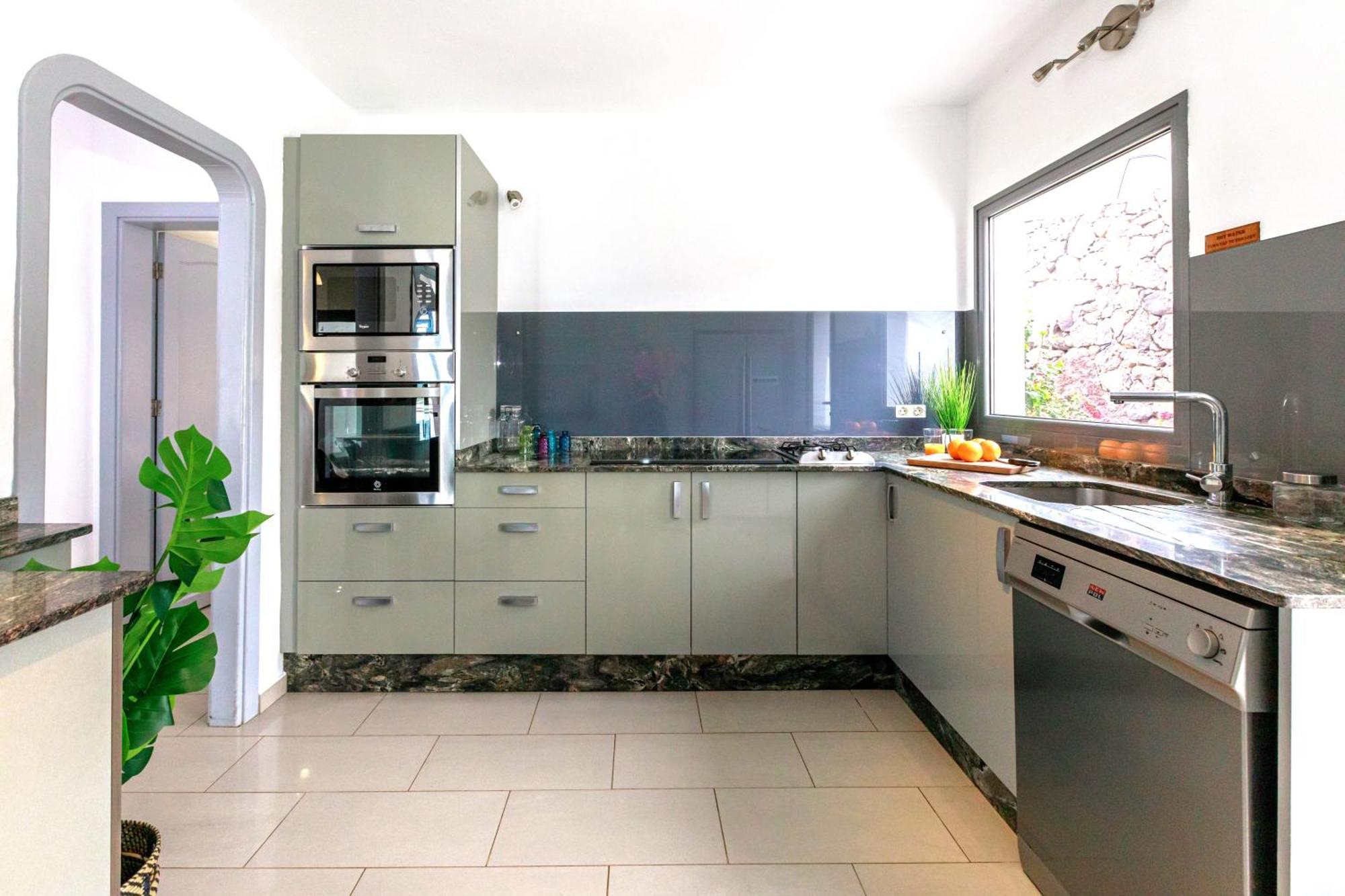 Luxus Villa Mit 5 Schlafzimmern, Heated Pool, Ps4, Fitnessraum Tabayesco 外观 照片